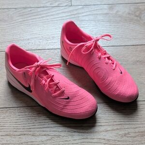 Nike Phantom GX Neon Pink Indoor Training Shoes, Size 8